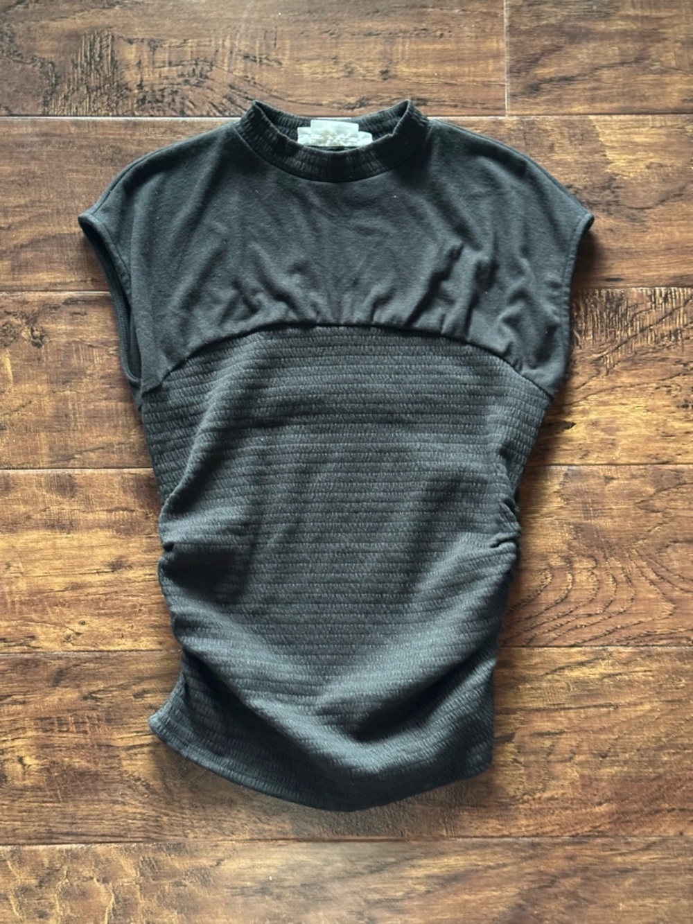 NWOT Urban Renewal Black Textured Sleeveless Top Mock Neck Rushing Sides Size S
